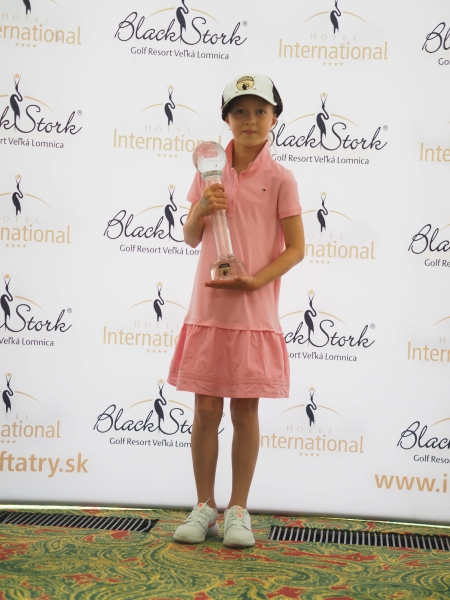 Zoey Sophia Pápay na Champion of Champions! na návšteve v Black Stork